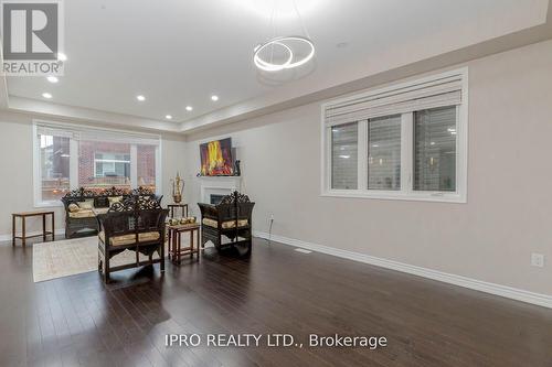 Mn/2Nd - 839 Whitlock Avenue, Milton, ON - Indoor