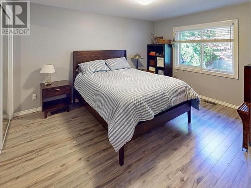 4737 Fernwood Ave, Powell River, BC - Indoor Photo Showing Bedroom