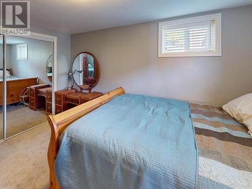 4737 Fernwood Ave, Powell River, BC - Indoor Photo Showing Bedroom