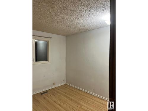 18609 95A Av Nw, Edmonton, AB - Indoor Photo Showing Other Room