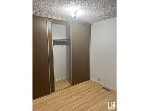 18609 95A Av Nw, Edmonton, AB - Indoor Photo Showing Other Room