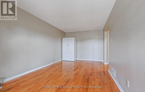 88 Braymore Boulevard, Toronto, ON - Indoor Photo Showing Other Room