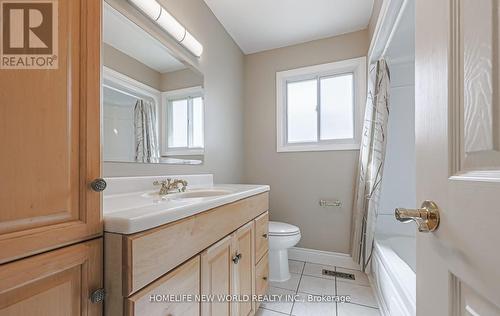 88 Braymore Boulevard, Toronto, ON - Indoor Photo Showing Bathroom