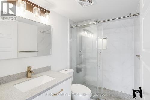 811 - 285 Enfield Place S, Mississauga, ON - Indoor Photo Showing Bathroom