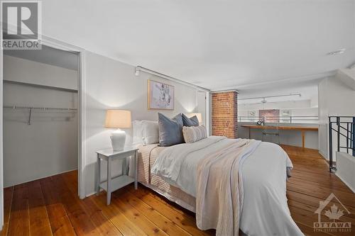 589 Rideau Street Unit#302, Ottawa, ON - Indoor Photo Showing Bedroom