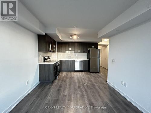 316 - 1435 Celebration Drive, Pickering, ON - Indoor Photo Showing Kitchen