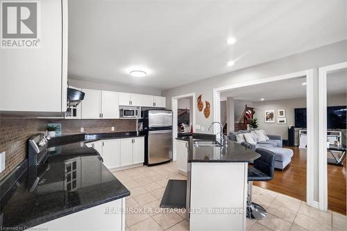 227 Mcnichol Drive, Cambridge, ON - Indoor Photo Showing Kitchen