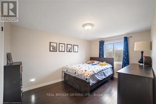 227 Mcnichol Drive, Cambridge, ON - Indoor Photo Showing Bedroom