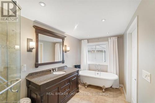 227 Mcnichol Drive, Cambridge, ON - Indoor Photo Showing Bathroom