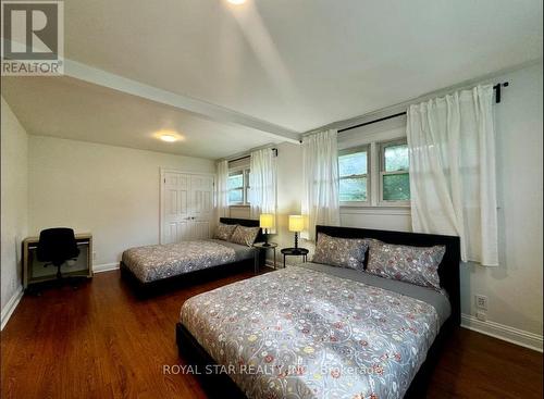 38 Lake Avenue, Richmond Hill, ON - Indoor Photo Showing Bedroom