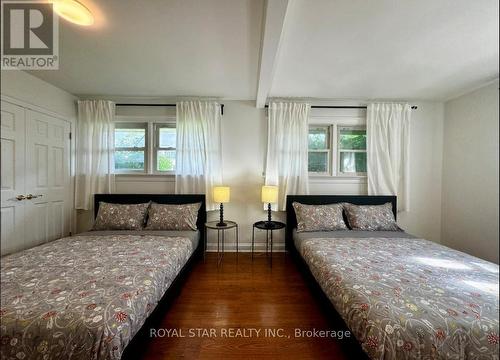 38 Lake Avenue, Richmond Hill, ON - Indoor Photo Showing Bedroom