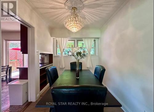 38 Lake Avenue, Richmond Hill, ON - Indoor Photo Showing Dining Room