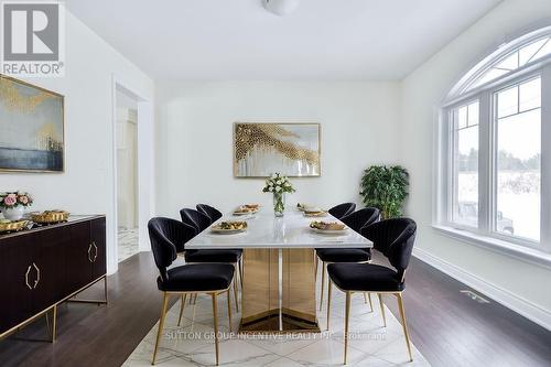 24 Cottonwood Street, Springwater, ON - Indoor Photo Showing Dining Room