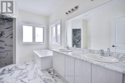 24 Cottonwood Street, Springwater, ON - Indoor Photo Showing Bathroom