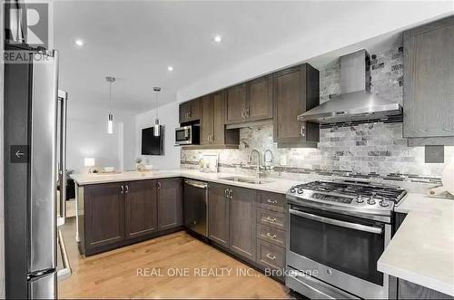 48 - 22 Spring Creek Drive, Hamilton, ON - Indoor Photo Showing Kitchen With Double Sink With Upgraded Kitchen