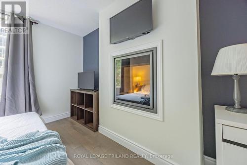 303 - 500 Talbot Street, London, ON - Indoor