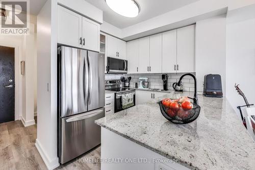 1206 - 225 Sackville Street, Toronto, ON - Indoor Photo Showing Kitchen With Stainless Steel Kitchen