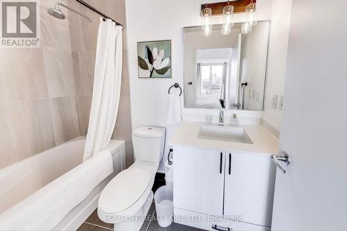 1206 - 225 Sackville Street, Toronto, ON - Indoor Photo Showing Bathroom