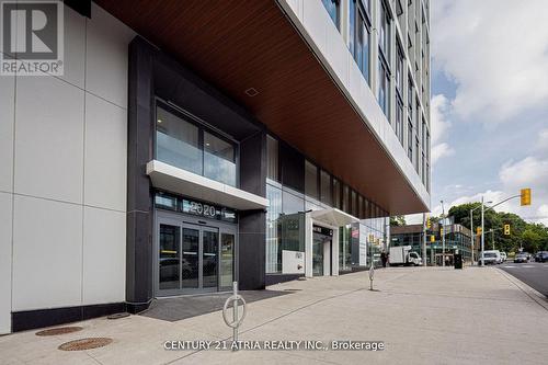 1806 - 2020 Bathurst Street, Toronto, ON - Outdoor With Exterior