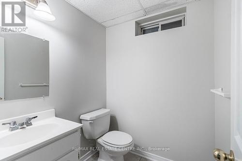 1780 Lampman Avenue, Burlington, ON - Indoor Photo Showing Bathroom