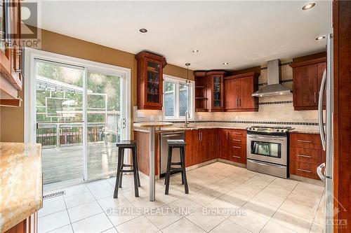 24 Campbell Court, Russell, ON - Indoor Photo Showing Kitchen