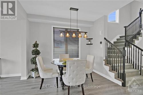 133 Pictou Crescent, Ottawa, ON - Indoor Photo Showing Dining Room