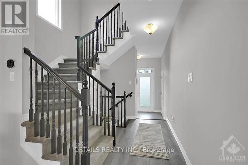 133 Pictou Crescent, Ottawa, ON - Indoor Photo Showing Other Room