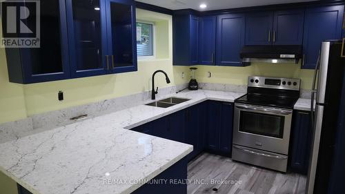 Basemnt - 25 Anticosti Drive, Toronto, ON - Indoor Photo Showing Kitchen With Stainless Steel Kitchen With Double Sink With Upgraded Kitchen