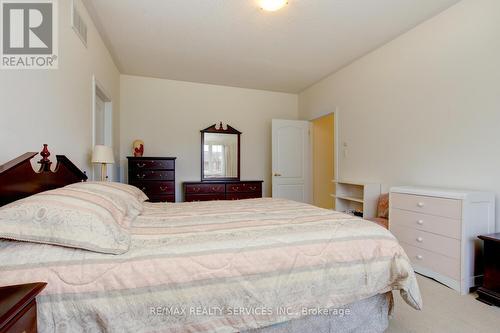 33 - 28 Calliandra Trail, Brampton, ON - Indoor Photo Showing Bedroom