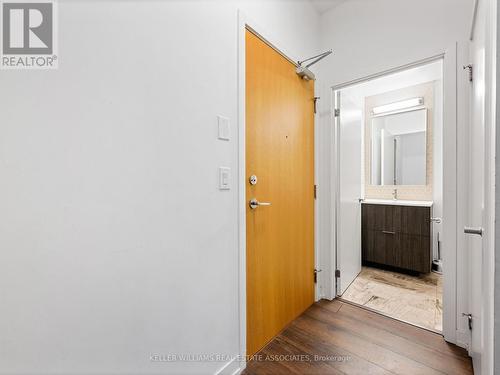 921 - 2520 Eglinton Avenue W, Mississauga, ON - Indoor Photo Showing Other Room