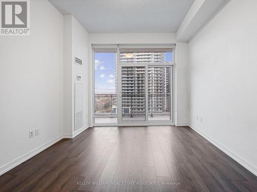 921 - 2520 Eglinton Avenue W, Mississauga, ON - Indoor Photo Showing Other Room