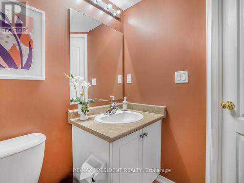 1 - 129 Isaac Devins Boulevard, Toronto, ON - Indoor Photo Showing Bathroom