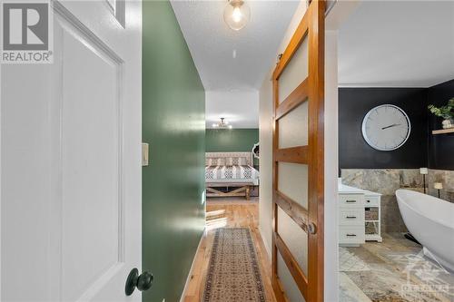 1316 Grand Chene Court, Ottawa, ON - Indoor Photo Showing Bathroom