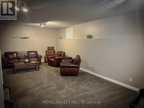 79 Meadow Lane, Timmins (Mtj - Beaurivage), ON - Indoor