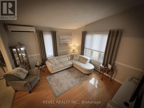 79 Meadow Lane, Timmins (Mtj - Beaurivage), ON - Indoor Photo Showing Living Room