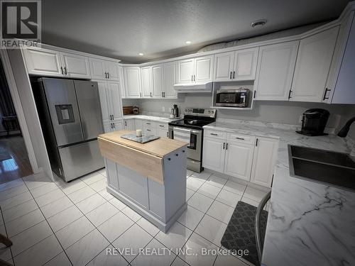 79 Meadow Lane, Timmins (Mtj - Beaurivage), ON - Indoor Photo Showing Kitchen