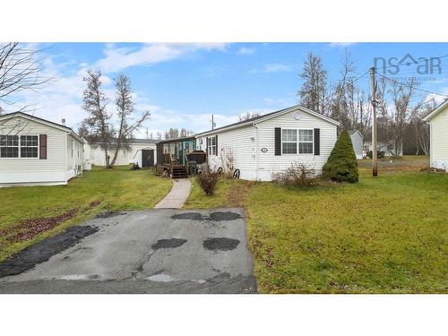 22 Fernwood Drive, Amherst, NS 