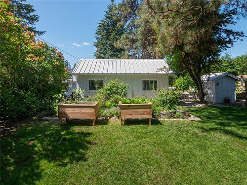 834 Ellis Avenue, Naramata, BC - Outdoor