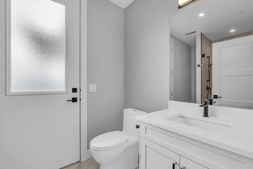 18661 Sanborn Street, Summerland, BC - Indoor Photo Showing Bathroom