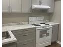 42 Walker Blvd, New Tecumseth, ON  - Indoor Photo Showing Kitchen 