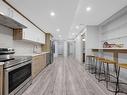 Lower-95 Glensteeple Tr, Aurora, ON  - Indoor Photo Showing Kitchen 