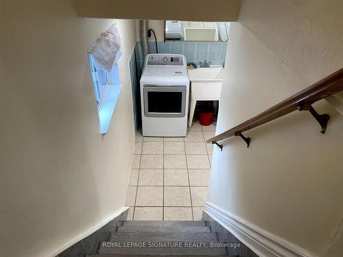 17 Alan Ave, Toronto, ON - Indoor Photo Showing Laundry Room