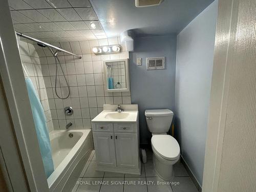 17 Alan Ave, Toronto, ON - Indoor Photo Showing Bathroom