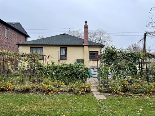 17 Alan Ave, Toronto, ON - Outdoor