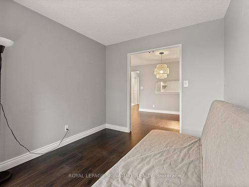 215-20 Southport St, Toronto, ON - Indoor Photo Showing Bedroom