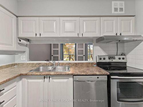 215-20 Southport St, Toronto, ON - Indoor Photo Showing Kitchen With Double Sink With Upgraded Kitchen