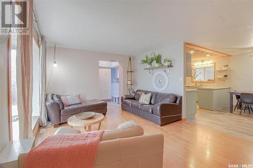 38 O'Malley Road, Vanscoy Rm No. 345, SK - Indoor Photo Showing Living Room