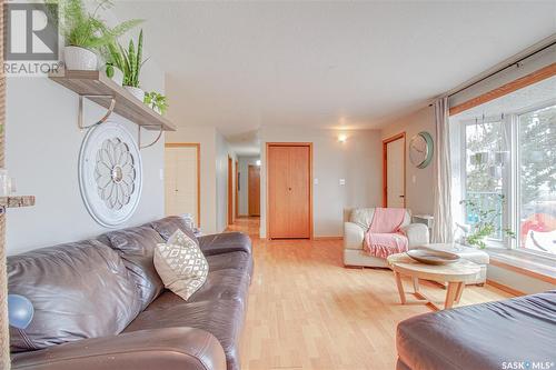 38 O'Malley Road, Vanscoy Rm No. 345, SK - Indoor Photo Showing Living Room