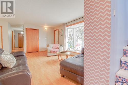 38 O'Malley Road, Vanscoy Rm No. 345, SK - Indoor Photo Showing Living Room