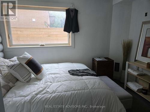 12 Dobbin Road, Toronto, ON - Indoor Photo Showing Bedroom